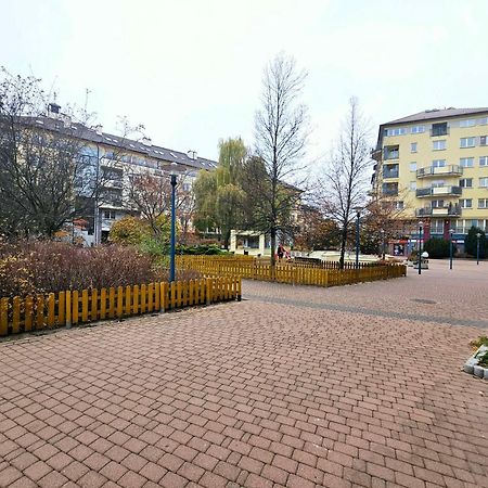 Green Kabaty Apartment 1 Varsó Kültér fotó